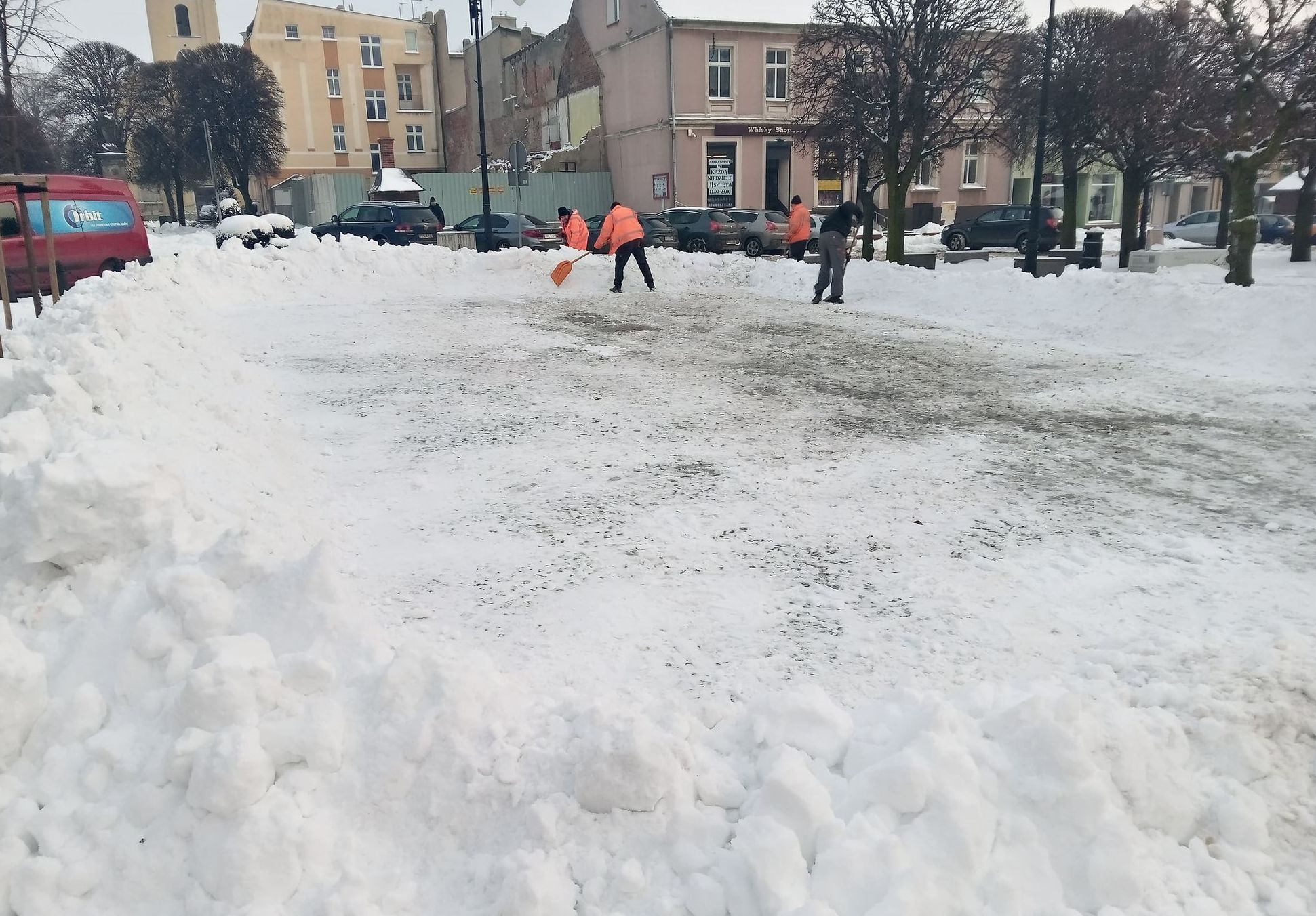 Pleszew. Na rynku będzie lodowisko! - Zdjęcie główne