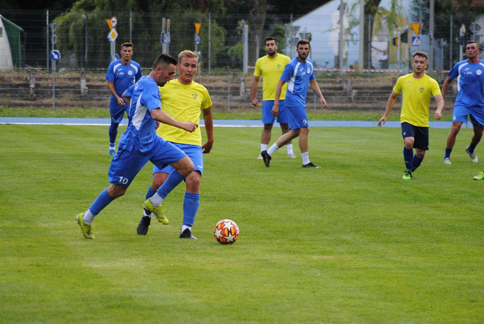 Stal Pleszew - Centra Ostrów Wlkp. 0:3