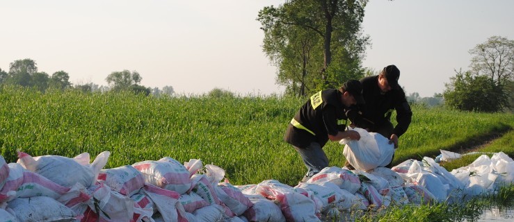 Historyczna powódź... ZOBACZ ARCHIWALNE ZDJĘCIA - Zdjęcie główne