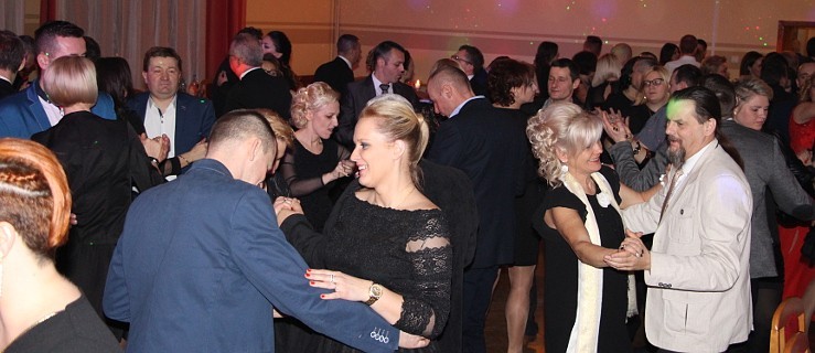 Przyjaciele Ochronki zorganizowali bal [zdjęcia, film] - Zdjęcie główne