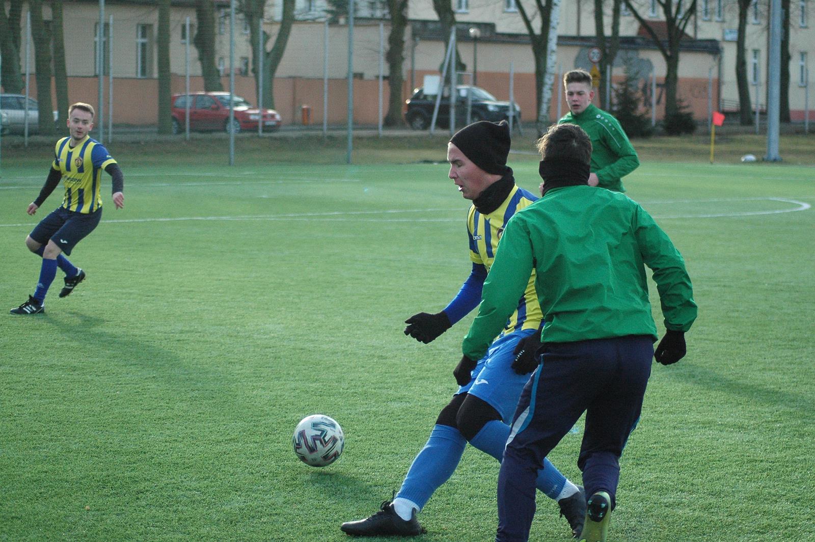 Stal Pleszew - MKS Dąbie 3:0