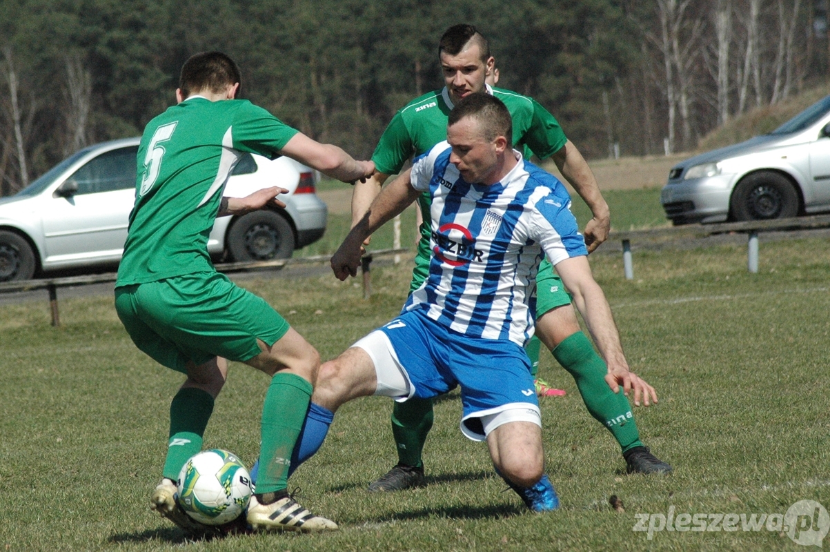 Żaki Taczanów - LZS Cielcza - Zdjęcie główne