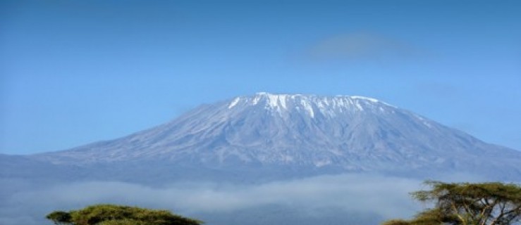 Wejdą na Kilimandżaro, by pomóc dzieciom  - Zdjęcie główne