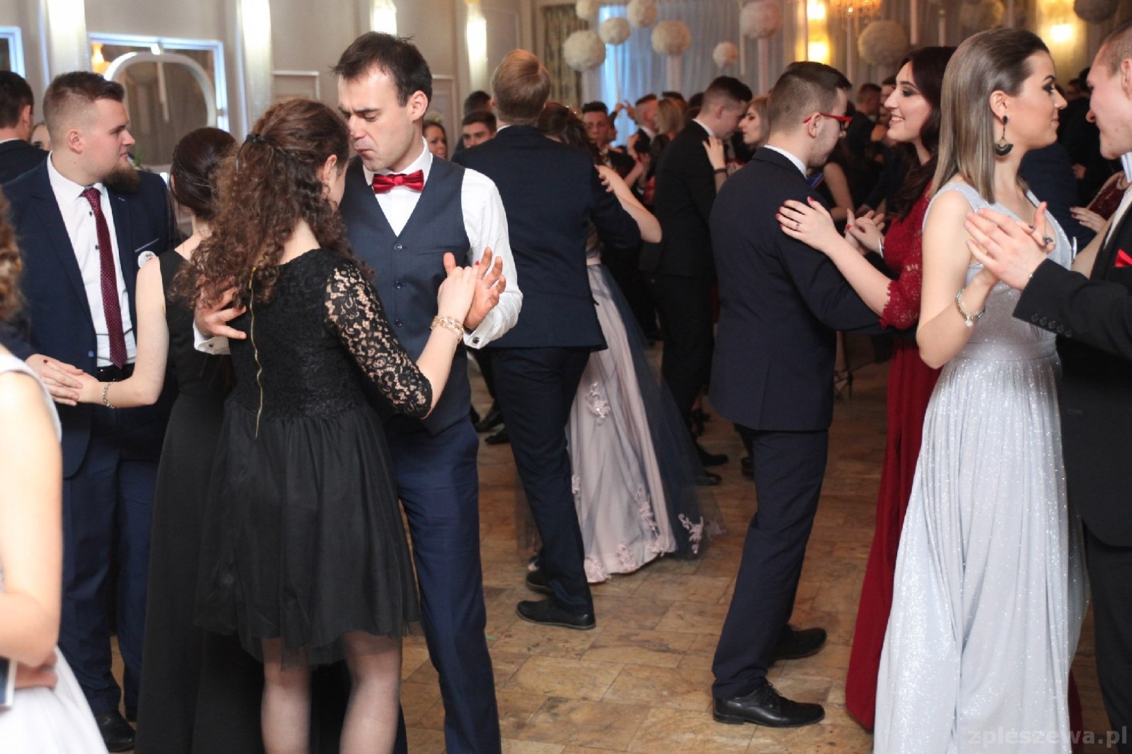 Studniówka LO - 2018 - Zdjęcie główne