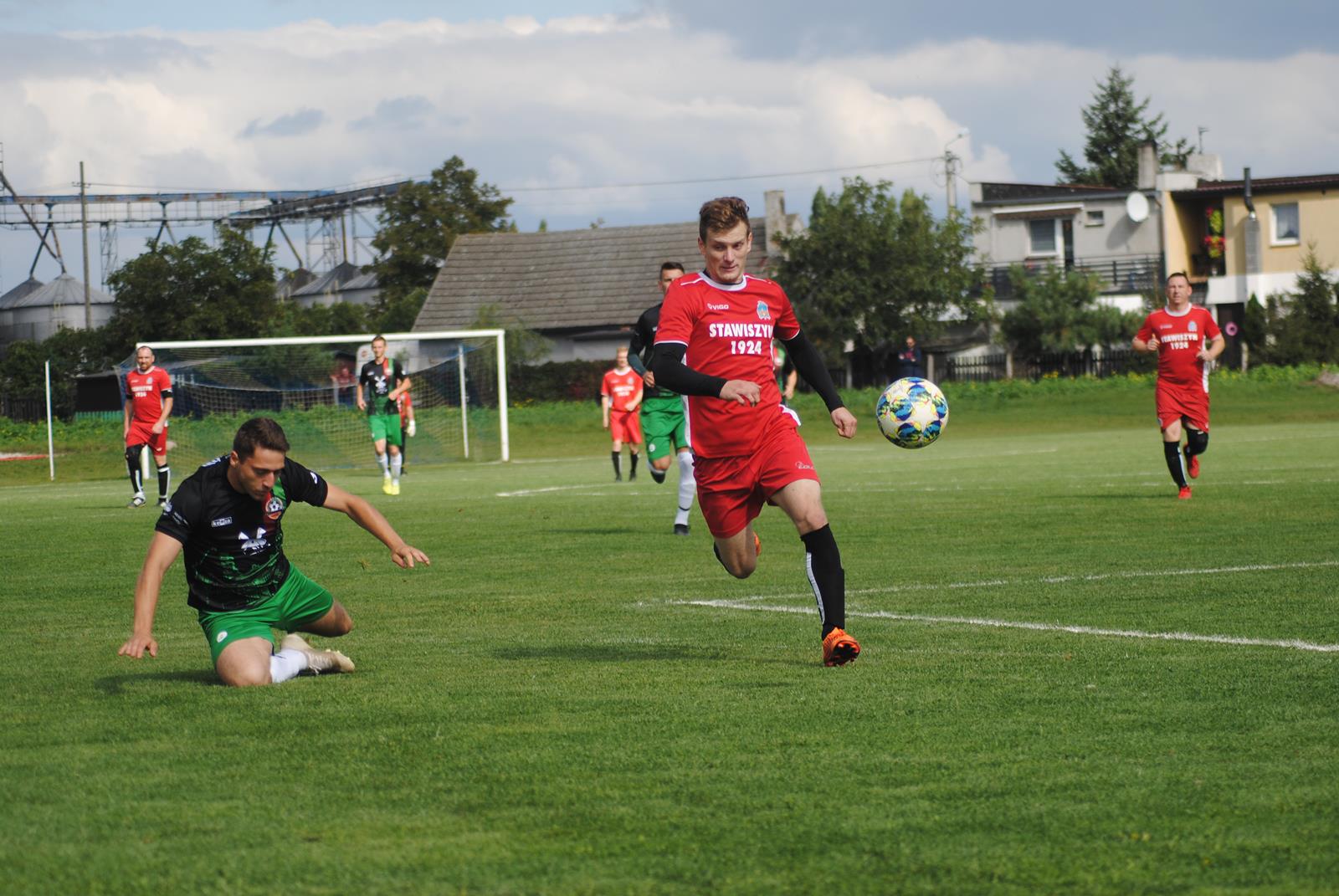 Las Kuczków - Korona-Pogoń Stawiszyn 2:0