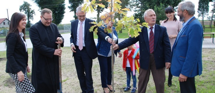 Lenartowice. Było pobojowisko, teraz jest pięknie - Zdjęcie główne