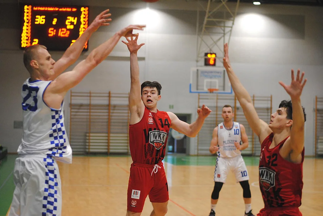 Kosz Kompaktowy Pleszew - WKK II Wrocław 106:67