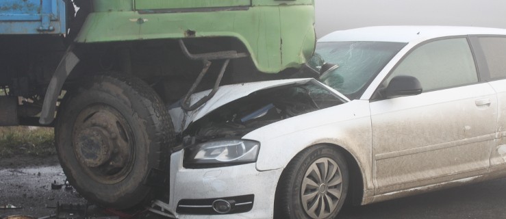 Gmina Gołuchów. Poważny wypadek na trasie łączącej dwie krajówki!  - Zdjęcie główne