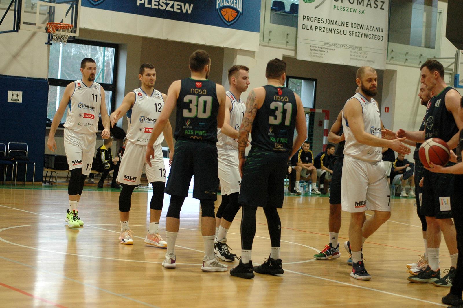 Kosz Pleszew IgnerHome 90:92 po dogrywce