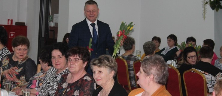 Dobrzyca. Kobiety miały swoje święto! [ZDJĘCIA, WIDEO] - Zdjęcie główne