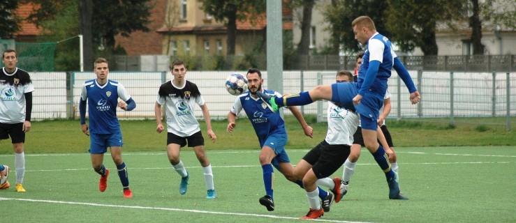 Zgodne 2:2 Stali II Pleszew i Lasu Kuczków - Zdjęcie główne