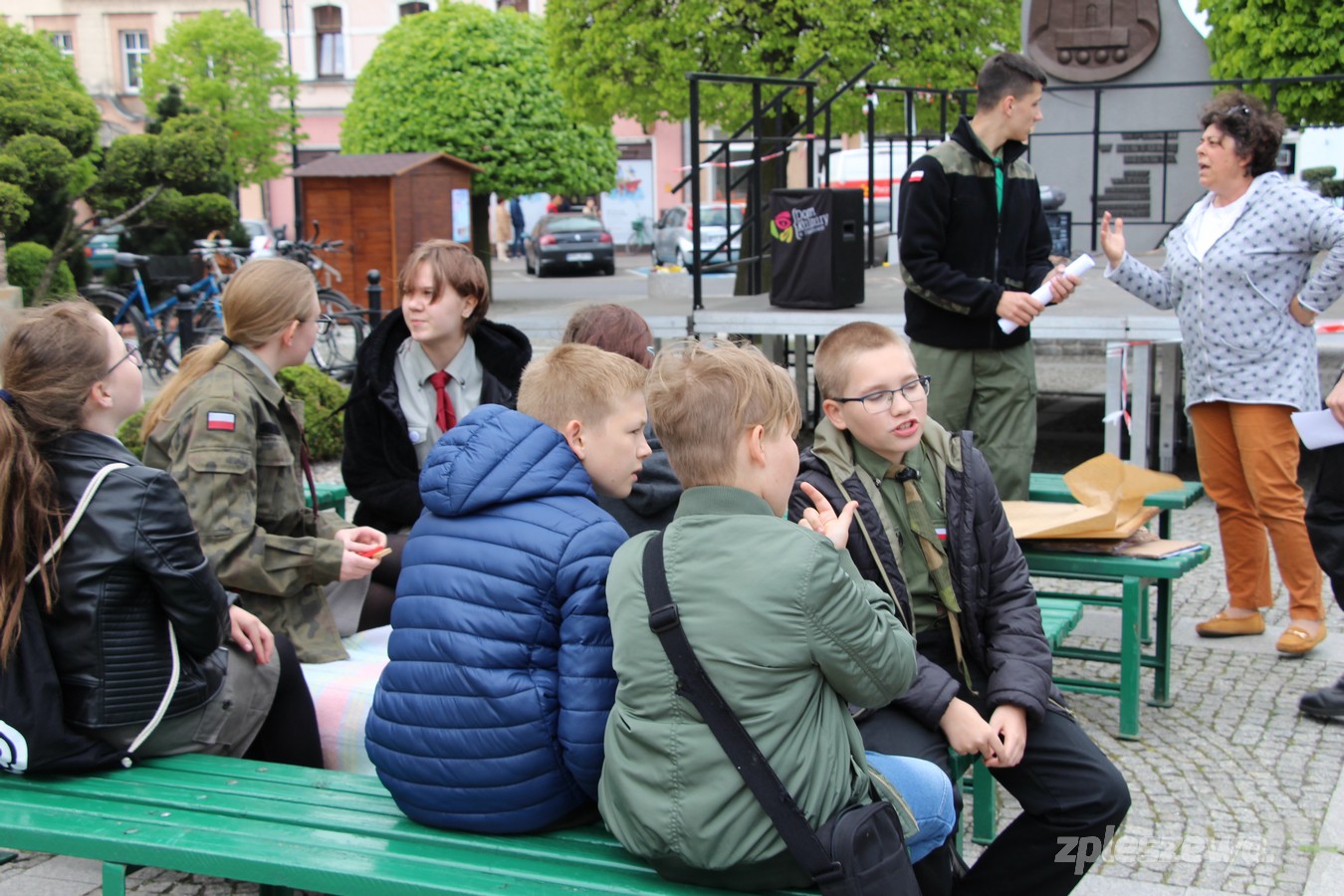 Pleszew. Tak świętowano Dzień Flagi w roku 2019 na pleszewskim Rynku