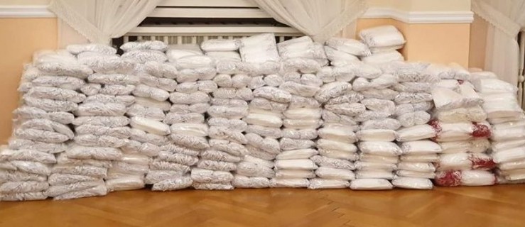 Pleszew. Każdy mieszkaniec otrzyma darmową maseczkę - Zdjęcie główne