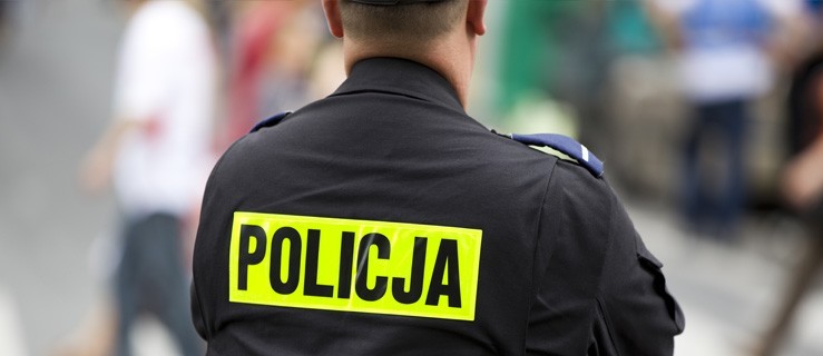 Pleszew. Rozpoczęły się kontrole policji. Co grozi za brak maseczki w sklepie? - Zdjęcie główne