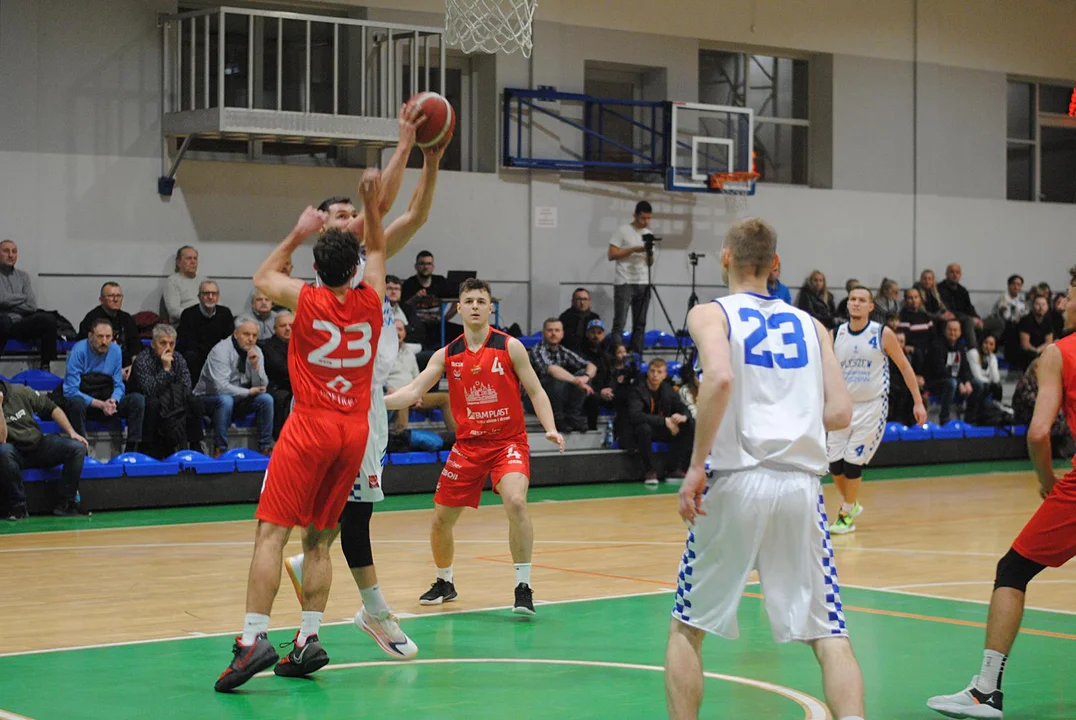 Kosz Kompaktowy Pleszew - Team Piast KK Oleśnica 113:65