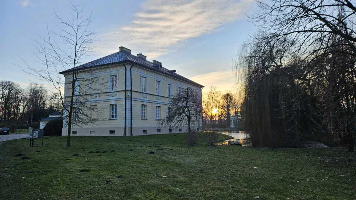 Muzeum Ziemiaństwa w Dobrzycy zaprasza na pokaz filmu „Wesele” i spotkanie z aktorką - Zdjęcie główne