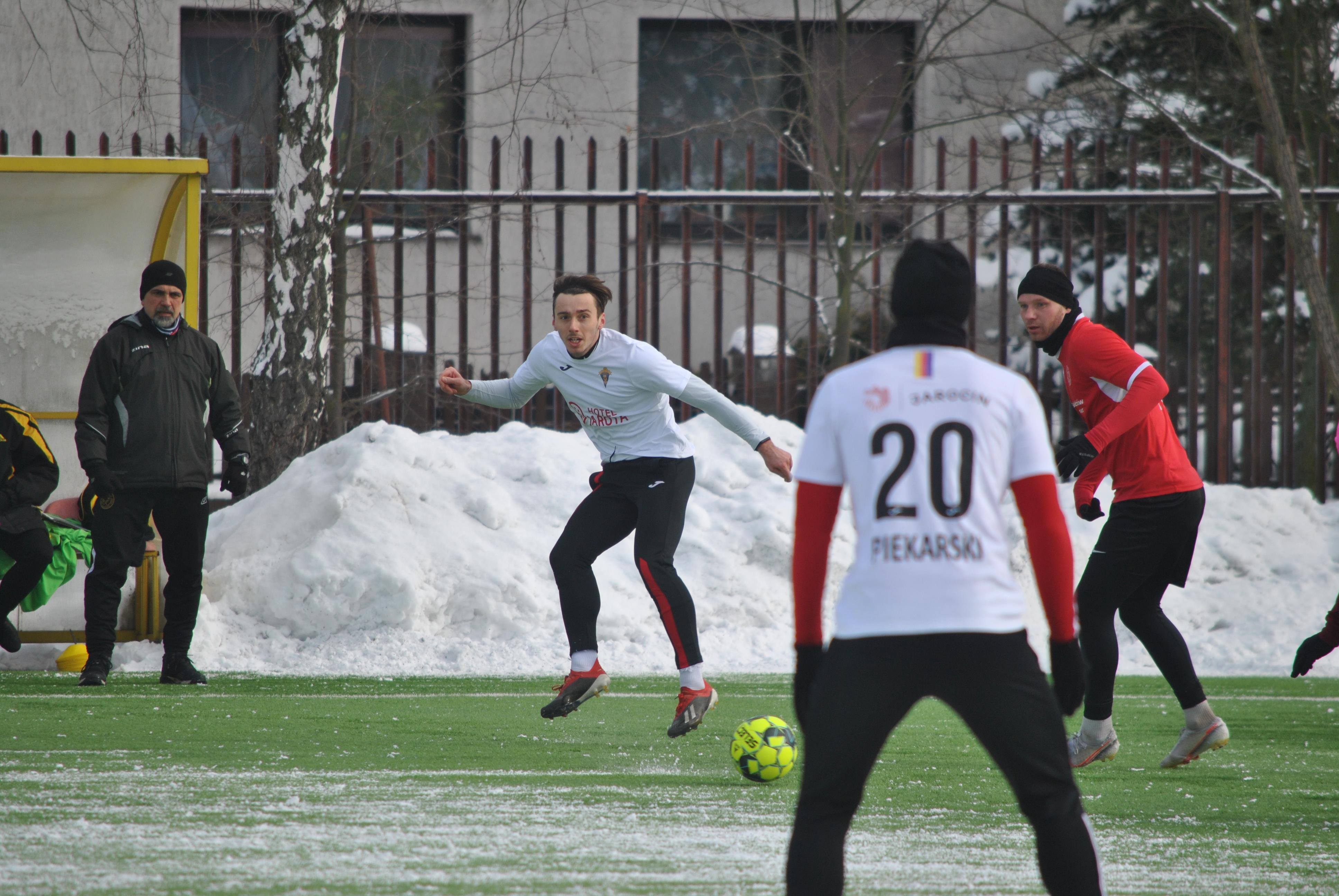 Jarota Jarocin - LKS Gołuchów 1:1