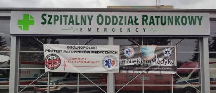 Ratownicy medyczni odwieszają swój protest! Co to oznacza dla pacjentów? - Zdjęcie główne
