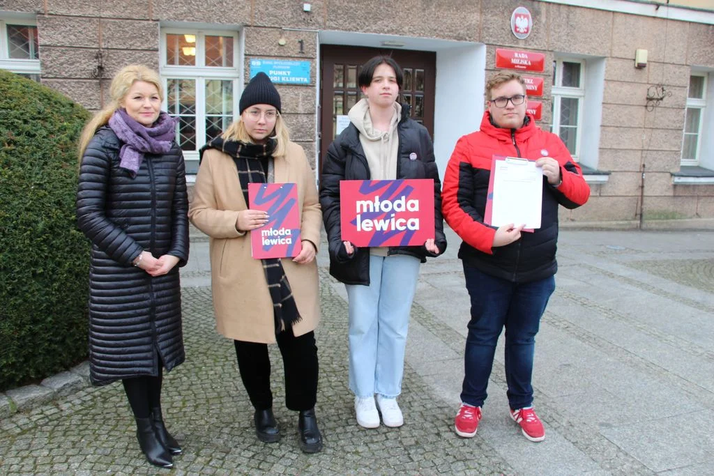 Różowe skrzyneczki w powiecie pleszewskim [ZDJĘCIA] - Zdjęcie główne