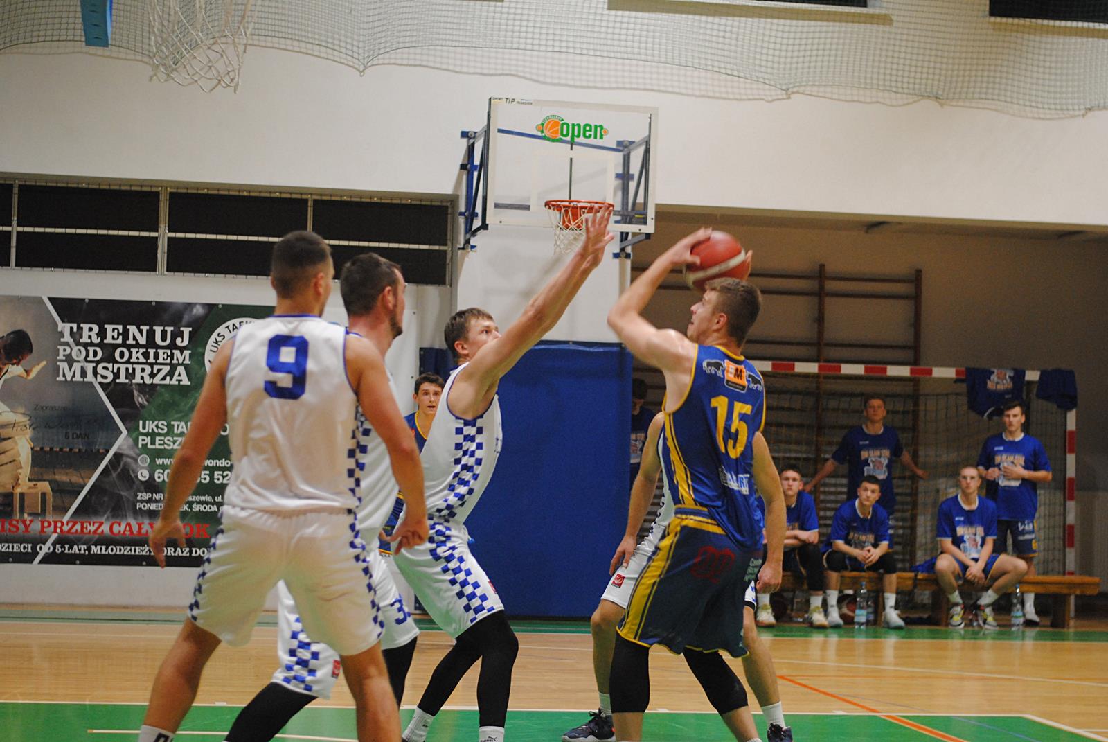 Kosz Kompaktowy Pleszew - Nabzdyk BM Slam Ostrów Wlkp. 81:66