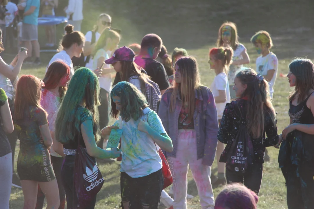 Festiwal kolorów w Pleszewie. Kolor FEST wrócił do nasze miasta 