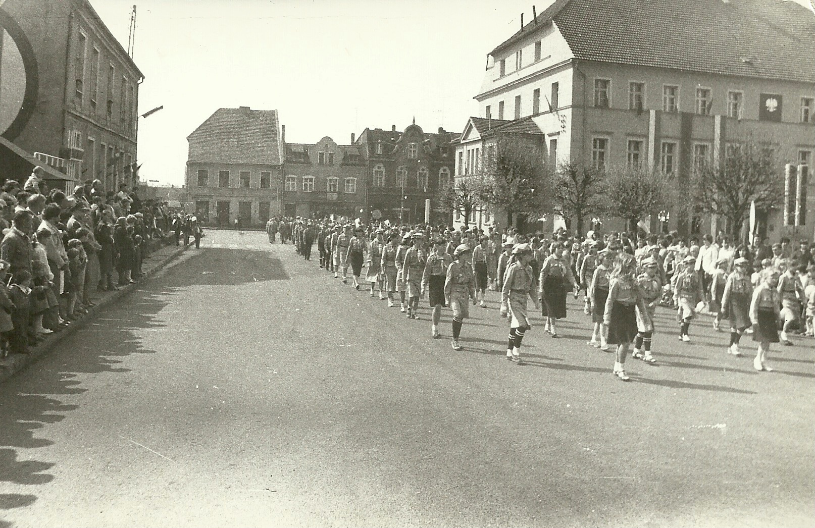 Pochód w Pleszewie, 1 maja 1983 r.