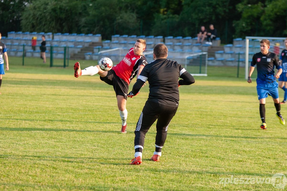Czarni Dobrzyca - Grom Golina 1:1 - Zdjęcie główne