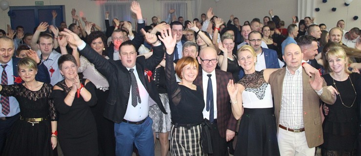 Kowalew bawił się na zabawie karnawałowej - Zdjęcie główne