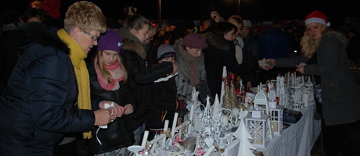 Święty Mikołaj przyjechał na jarmark [ZDJĘCIA] - Zdjęcie główne