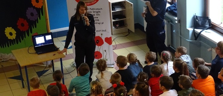 Policjanci  w Taczanowie Drugim  - Zdjęcie główne