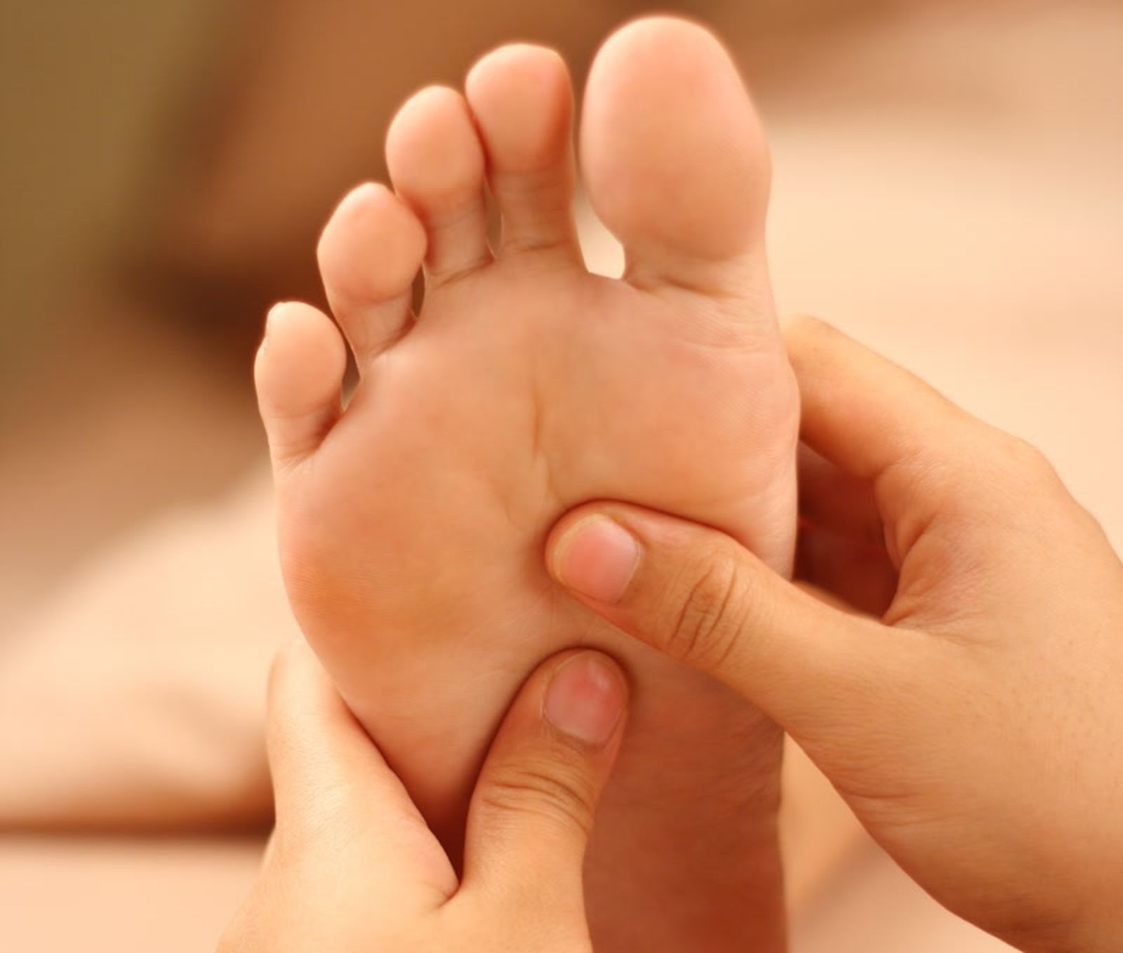 Jak zadbać o stopy? Kilka ważnych rad - jakie zafundować sobie zabiegi - Zdjęcie główne