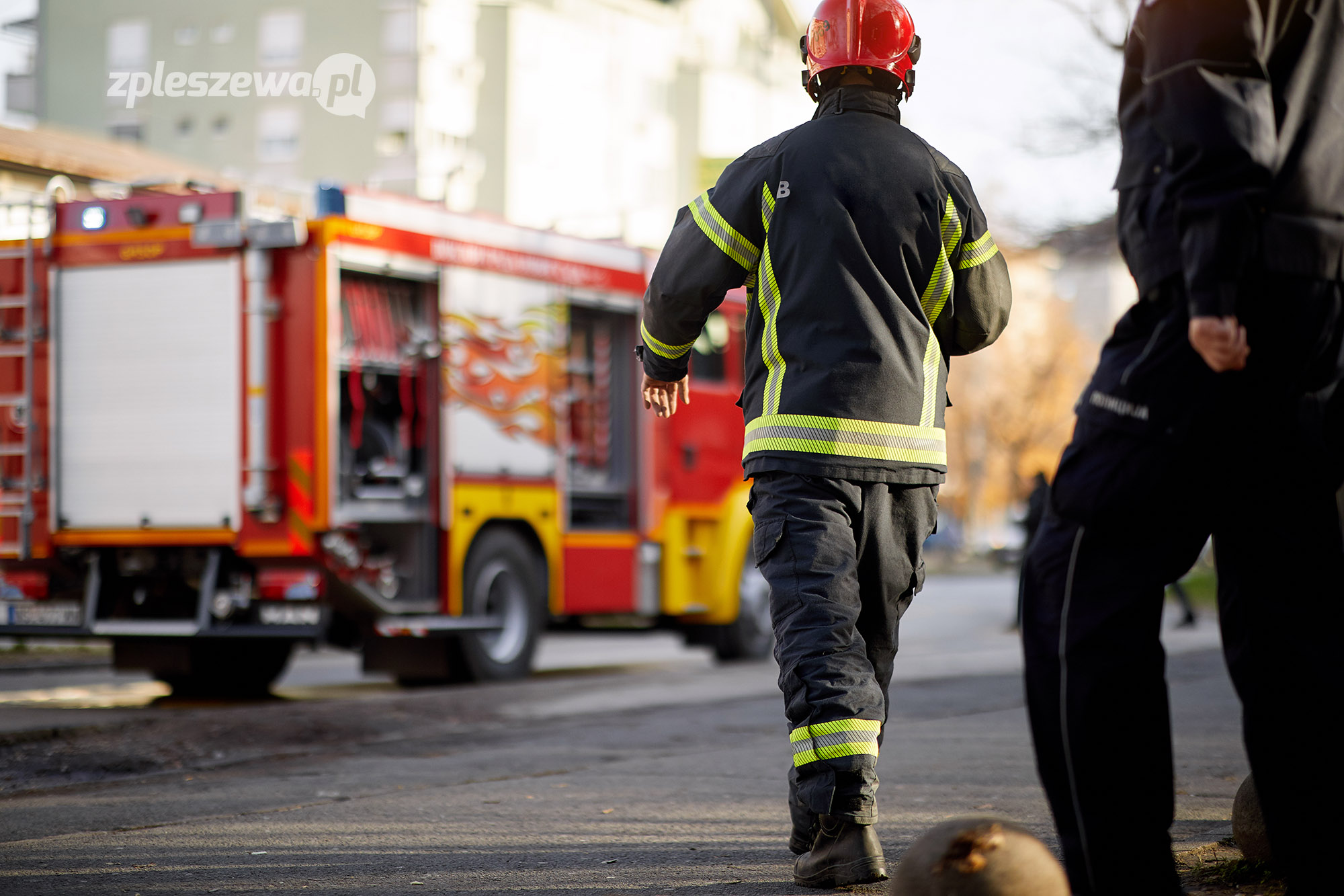 Kierowca zasłabł i uderzył samochodem w słup energetyczny - Zdjęcie główne