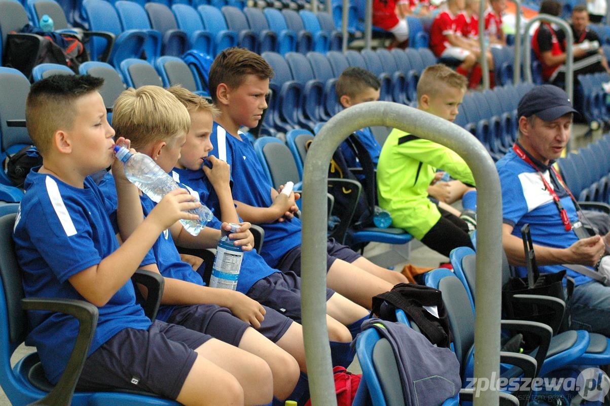 Klubowe mistrzostwa Polski orlików w piłce nożnej - Zdjęcie główne