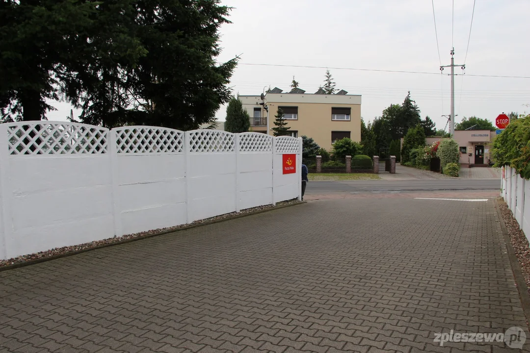 Od 20 czerwca główna siedziba Poczty Polskiej w Pleszewie przeniosła się z ul. Poznańskiej na ul. Wojska Polskiego 35 C. 