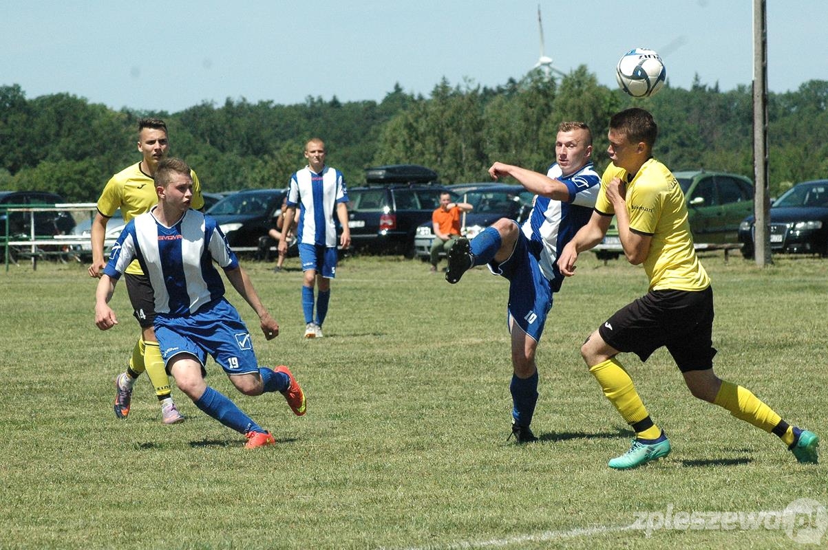 Żaki Taczanów - LKS II Gołuchów 1:0 - Zdjęcie główne