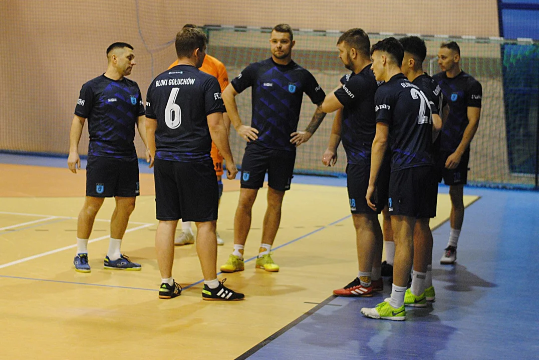 Futsal Liga Gołuchów. Bloki powiększyły przewagę [ZDJĘCIA] - Zdjęcie główne