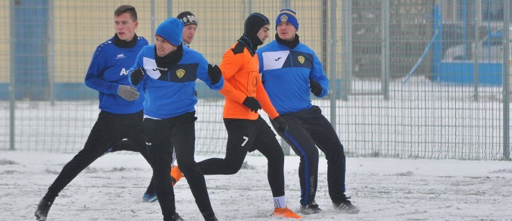 Zimowe sparingi piłkarskie - Zdjęcie główne