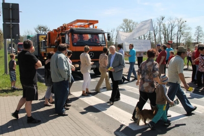 Protest w Brzeziu na krajowej "12" - Zdjęcie główne