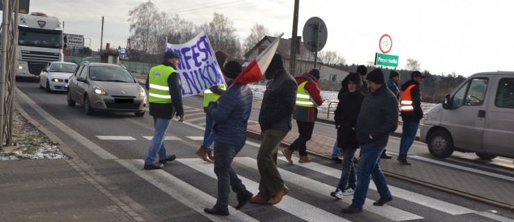 Krajowa 12. Rolnicy z powiatu pleszewskiego protestują - Zdjęcie główne