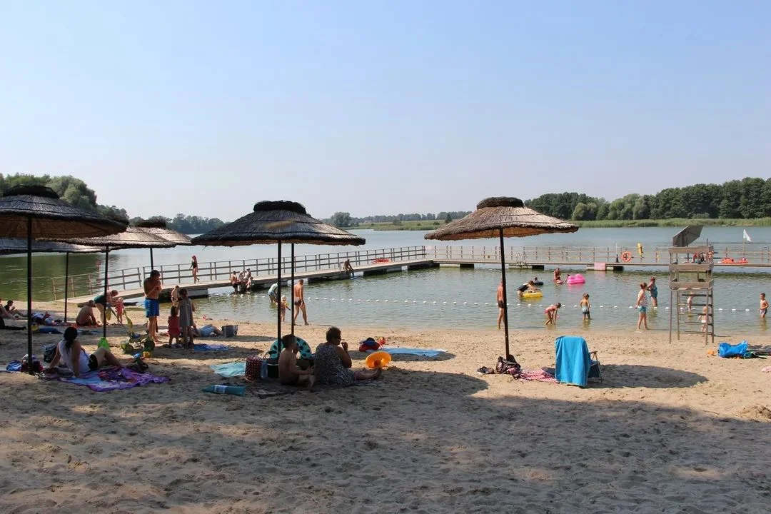 O krok od tragedii na plaży w Gołuchowie - Zdjęcie główne