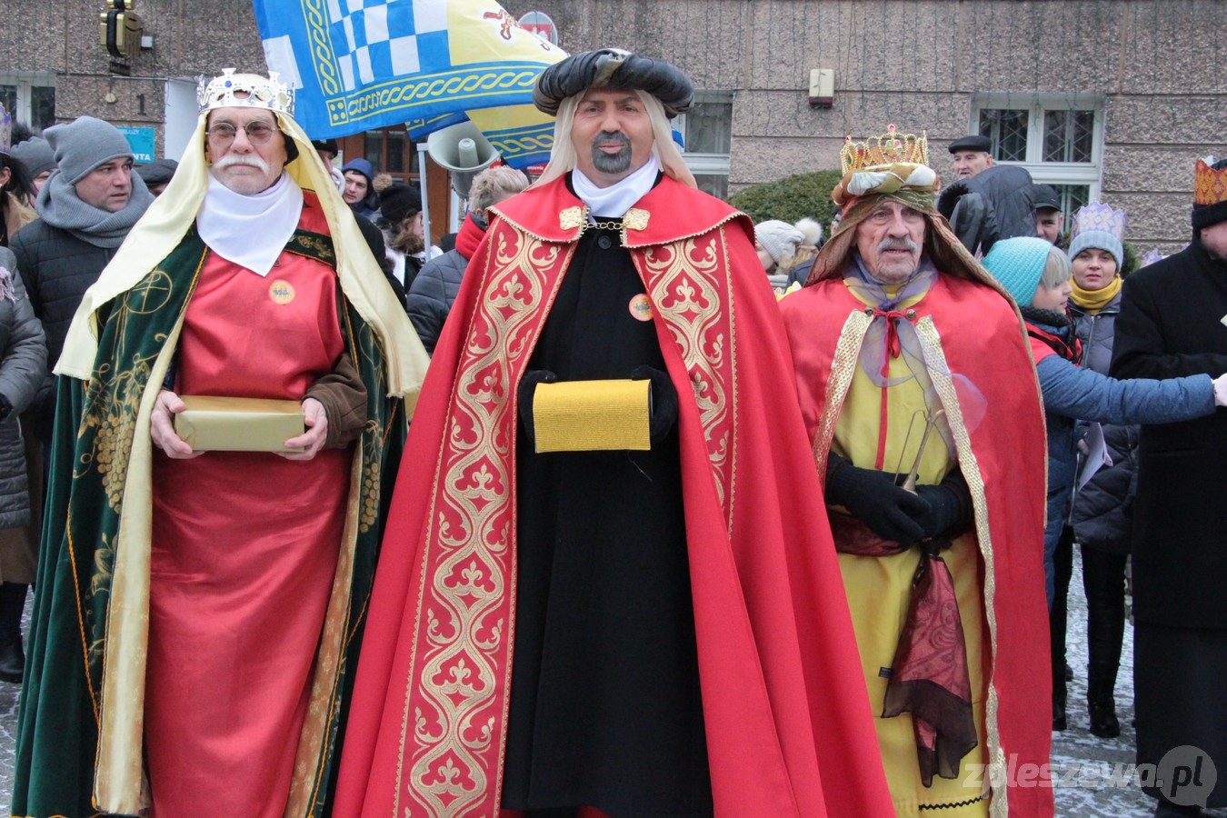 Pleszew. Orszak Trzech Króli - Zdjęcie główne