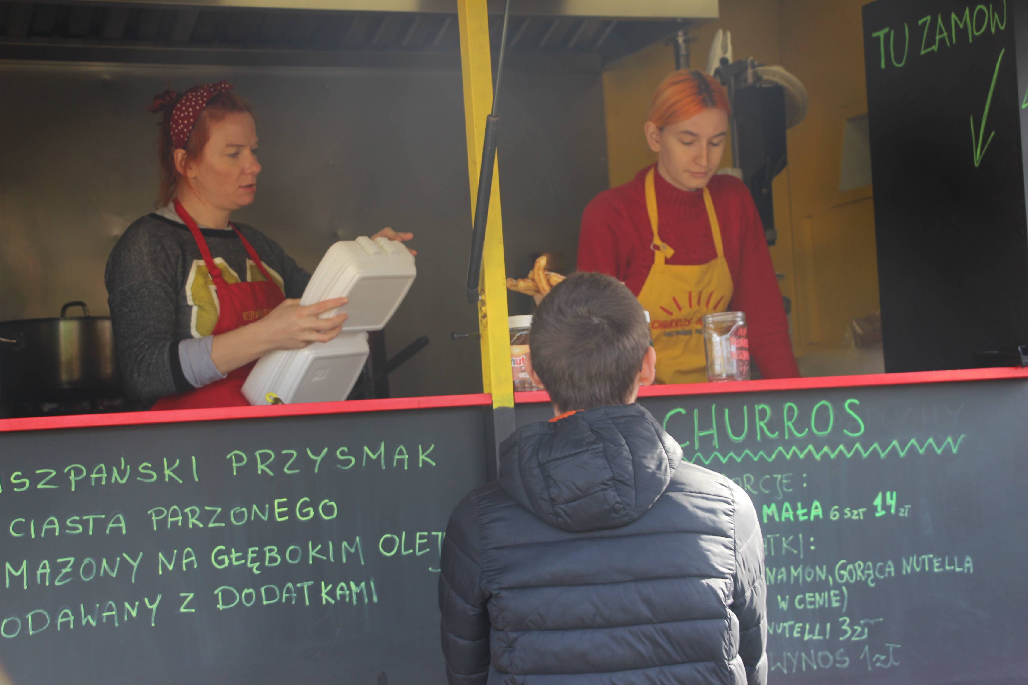 Festiwal Smaków Food Trucków w Pleszewie. Pyszności z całego świata w jednym miejscu [ZDJĘCIA] - Zdjęcie główne