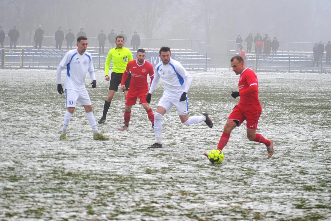 LKS Gołuchów - Centra Ostrów Wlkp. 2:1