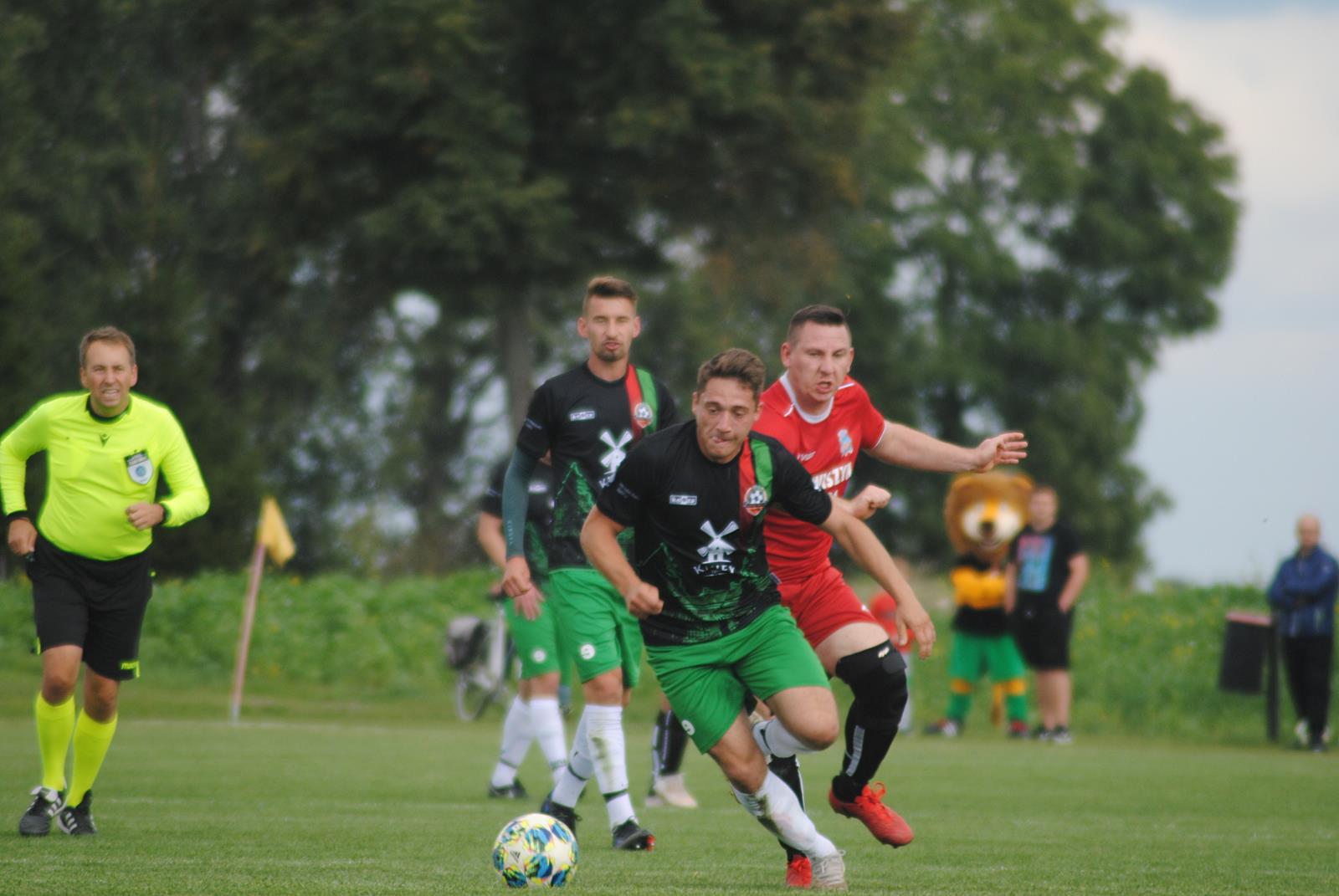 Las Kuczków - Korona-Pogoń Stawiszyn 2:0