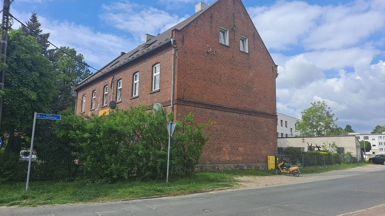 Czy na budynku w centrum miejscowości powstanie mural? [ZDJĘCIA] - Zdjęcie główne