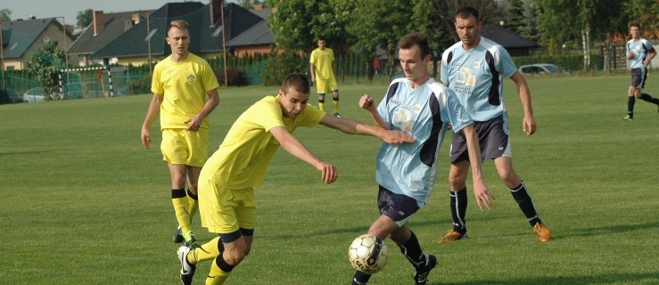 Derby nieco później - Zdjęcie główne