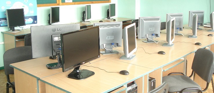 Nowe komputery dla pracowni - Zdjęcie główne