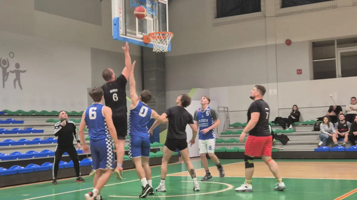 Pleszewska Liga Koszykówki 3x3 na finiszu - Zdjęcie główne