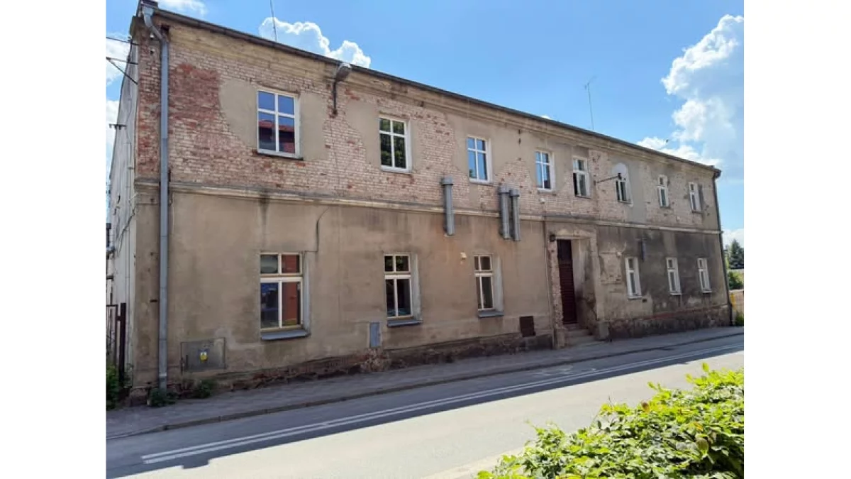 Metamorfoza kamienicy w Pleszewie. Dawna mykwa zamieni się w 13 nowoczesnych mieszkań