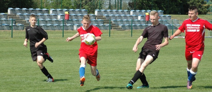 Młodzieżowe derby - Zdjęcie główne